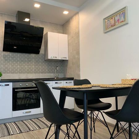 West Street Lux Apartments Киев Экстерьер фото