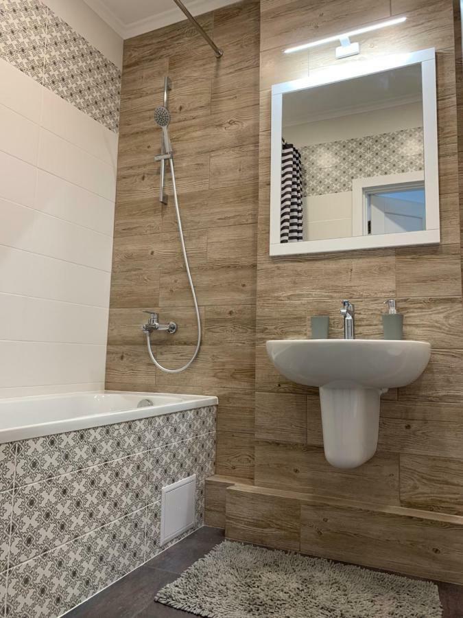 West Street Lux Apartments Киев Экстерьер фото